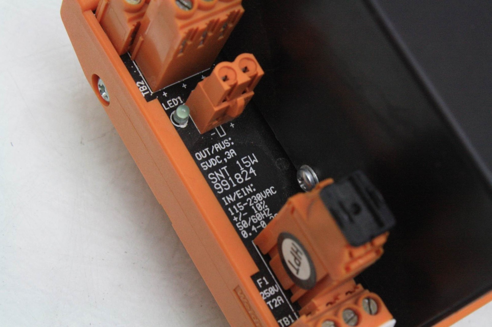 Weidmuller 991824 Switching Mode DC Power Supply 5V / 3A - Used - Image 4