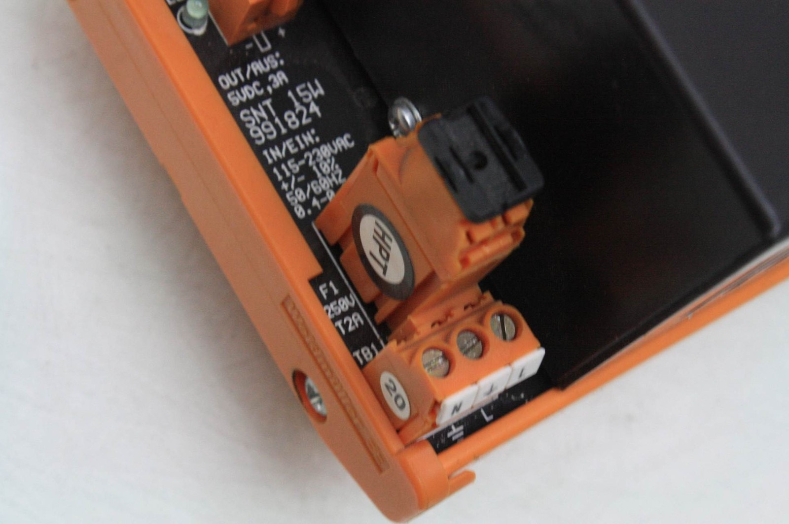 Weidmuller 991824 Switching Mode DC Power Supply 5V / 3A - Used - Image 5
